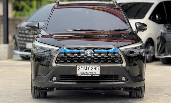 ซื้อ รถมือสอง Toyota Corolla Cross สีดำ รถยนต์ ใน %{เมือง} ใน นนทบุรี ซื้อ รถมือสอง Toyota Corolla Cross สีดำ รถยนต์ ใน %{เมือง} ใน นนทบุรี