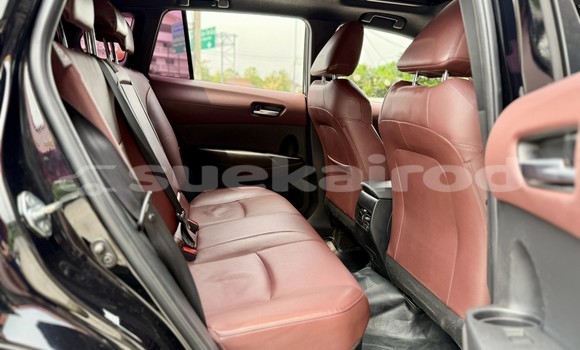 ซื้อ รถมือสอง Toyota Corolla Cross สีดำ รถยนต์ ใน %{เมือง} ใน นนทบุรี ซื้อ รถมือสอง Toyota Corolla Cross สีดำ รถยนต์ ใน %{เมือง} ใน นนทบุรี