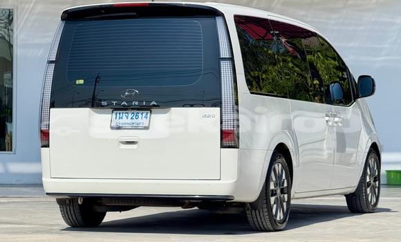 ซื้อ รถมือสอง Hyundai Grand Starex ขาว รถยนต์ ใน %{เมือง} ใน นนทบุรี ซื้อ รถมือสอง Hyundai Grand Starex ขาว รถยนต์ ใน %{เมือง} ใน นนทบุรี