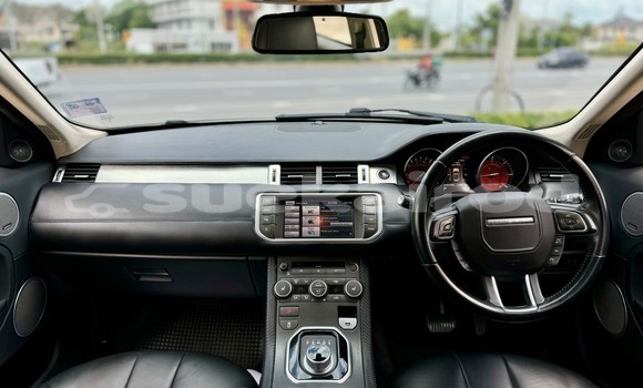 Buy Used Land Rover Range Rover Evoque White Car in Nonthaburi in Nonthaburi Buy Used Land Rover Range Rover Evoque White Car in Nonthaburi in Nonthaburi