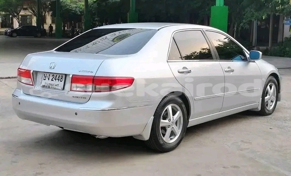 ซื้อ รถมือสอง Honda Accord อื่น ๆ รถยนต์ ใน %{เมือง} ใน ชัยนาท