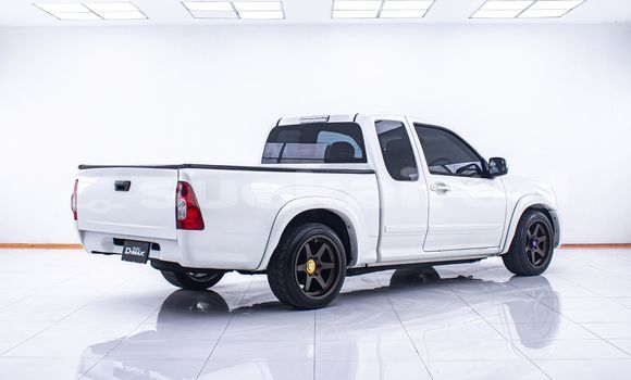 Buy Used Isuzu D-Max White Car in Bangkok in Bangkok Buy Used Isuzu D-Max White Car in Bangkok in Bangkok