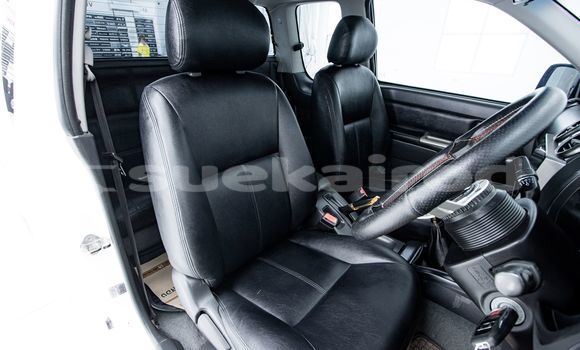 Buy Used Isuzu D-Max White Car in Bangkok in Bangkok Buy Used Isuzu D-Max White Car in Bangkok in Bangkok