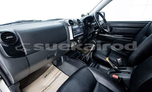 Buy Used Isuzu D-Max White Car in Bangkok in Bangkok Buy Used Isuzu D-Max White Car in Bangkok in Bangkok