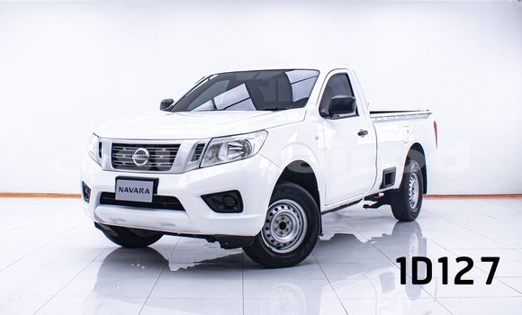 Buy Used Nissan NP 300 White Car in Bangkok in Bangkok