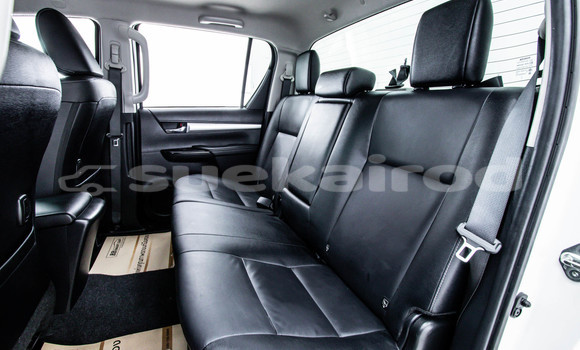 Buy Used Toyota Hiluxe Revo White Car in Bangkok in Bangkok Buy Used Toyota Hiluxe Revo White Car in Bangkok in Bangkok