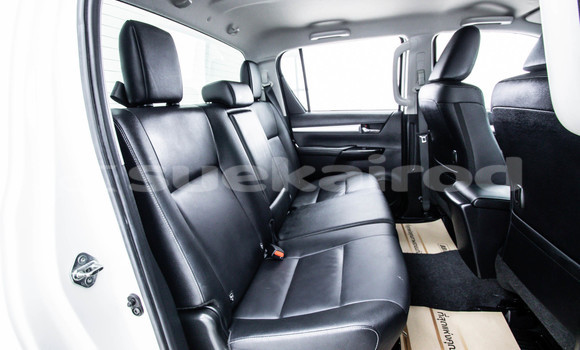 Buy Used Toyota Hiluxe Revo White Car in Bangkok in Bangkok Buy Used Toyota Hiluxe Revo White Car in Bangkok in Bangkok