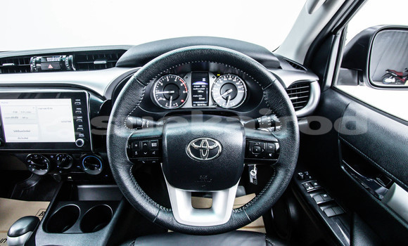 Buy Used Toyota Hiluxe Revo White Car in Bangkok in Bangkok Buy Used Toyota Hiluxe Revo White Car in Bangkok in Bangkok