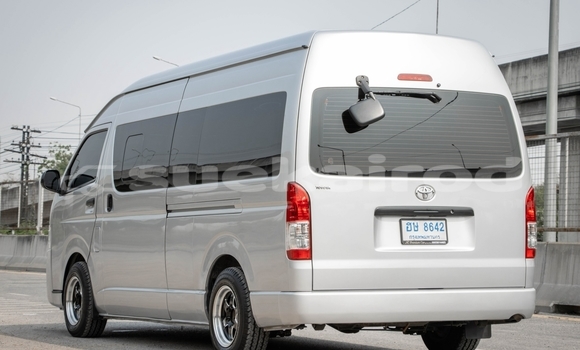 ซื้อ รถมือสอง Toyota Commuter อื่น ๆ รถยนต์ ใน %{เมือง} ใน นนทบุรี ซื้อ รถมือสอง Toyota Commuter อื่น ๆ รถยนต์ ใน %{เมือง} ใน นนทบุรี