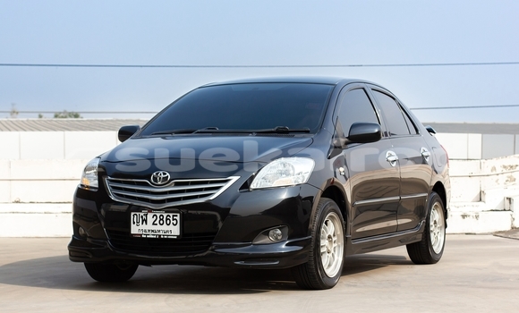 ซื้อ รถมือสอง Toyota Vios สีดำ รถยนต์ ใน %{เมือง} ใน นนทบุรี