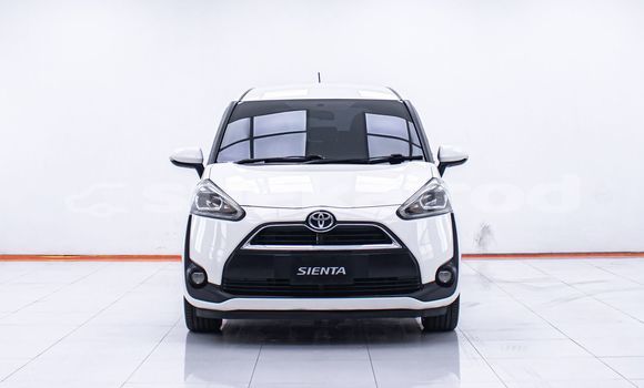 ซื้อ รถมือสอง Toyota Sienta ขาว รถยนต์ ใน %{เมือง} ใน กรุงเทพมหานคร ซื้อ รถมือสอง Toyota Sienta ขาว รถยนต์ ใน %{เมือง} ใน กรุงเทพมหานคร