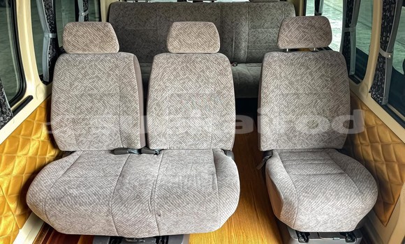 Buy Used Toyota Commuter Other Car in Nonthaburi in Nonthaburi Buy Used Toyota Commuter Other Car in Nonthaburi in Nonthaburi