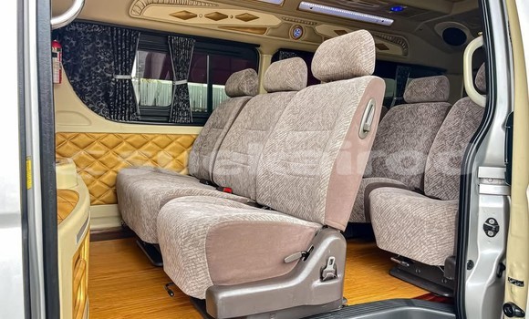 Buy Used Toyota Commuter Other Car in Nonthaburi in Nonthaburi Buy Used Toyota Commuter Other Car in Nonthaburi in Nonthaburi