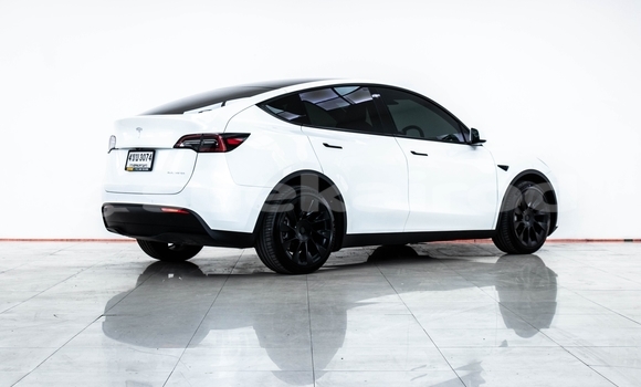 Buy Used Tesla Model X White Car in Nonthaburi in Nonthaburi Buy Used Tesla Model X White Car in Nonthaburi in Nonthaburi