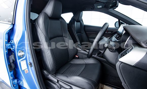 Buy Used Toyota C-HR Blue Car in Bangkok in Bangkok Buy Used Toyota C-HR Blue Car in Bangkok in Bangkok