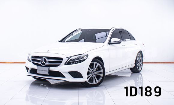 Buy Used Mercedes-Benz C-Classe White Car in Bangkok in Bangkok