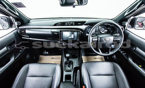 Buy Used Toyota Hiluxe Revo Brown Car in Bangkok in Bangkok Buy Used Toyota Hiluxe Revo Brown Car in Bangkok in Bangkok