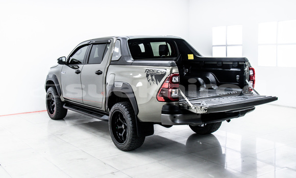 Buy Used Toyota Hiluxe Revo Brown Car in Bangkok in Bangkok Buy Used Toyota Hiluxe Revo Brown Car in Bangkok in Bangkok