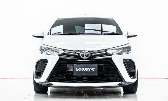 Buy Used Toyota Yaris Ativ White Car in Bangkok in Bangkok Buy Used Toyota Yaris Ativ White Car in Bangkok in Bangkok