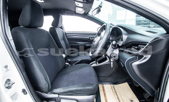 Buy Used Toyota Yaris Ativ White Car in Bangkok in Bangkok Buy Used Toyota Yaris Ativ White Car in Bangkok in Bangkok