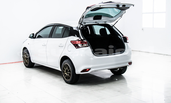 Buy Used Toyota Yaris Ativ White Car in Bangkok in Bangkok Buy Used Toyota Yaris Ativ White Car in Bangkok in Bangkok