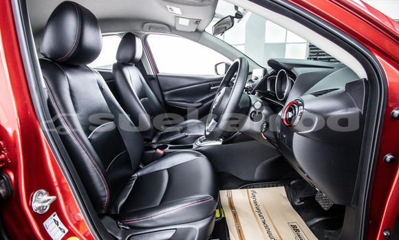 ซื้อ รถมือสอง Mazda Mazda 2 สีแดง รถยนต์ ใน %{เมือง} ใน กรุงเทพมหานคร ซื้อ รถมือสอง Mazda Mazda 2 สีแดง รถยนต์ ใน %{เมือง} ใน กรุงเทพมหานคร