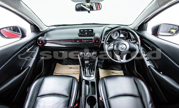 ซื้อ รถมือสอง Mazda Mazda 2 สีแดง รถยนต์ ใน %{เมือง} ใน กรุงเทพมหานคร ซื้อ รถมือสอง Mazda Mazda 2 สีแดง รถยนต์ ใน %{เมือง} ใน กรุงเทพมหานคร