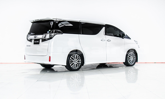 ซื้อ รถมือสอง Toyota Vellfire ขาว รถยนต์ ใน %{เมือง} ใน กรุงเทพมหานคร ซื้อ รถมือสอง Toyota Vellfire ขาว รถยนต์ ใน %{เมือง} ใน กรุงเทพมหานคร