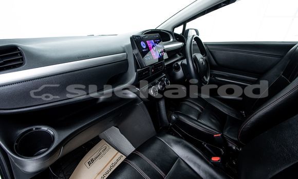 Buy Used Toyota Sienta White Car in Bangkok in Bangkok Buy Used Toyota Sienta White Car in Bangkok in Bangkok