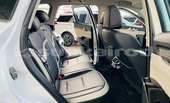 Buy Used Haval H6 White Car in Nonthaburi in Nonthaburi Buy Used Haval H6 White Car in Nonthaburi in Nonthaburi