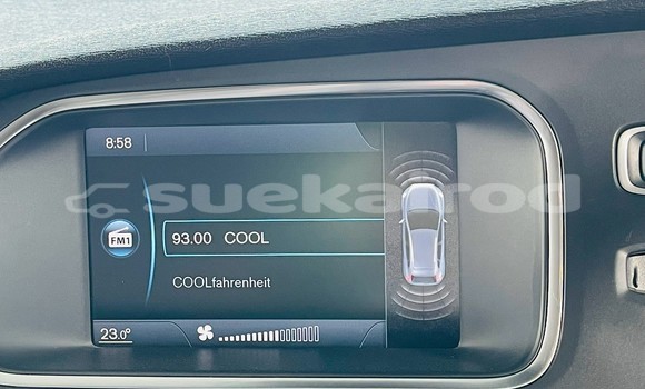 Buy Used Volvo V40 White Car in Nonthaburi in Nonthaburi Buy Used Volvo V40 White Car in Nonthaburi in Nonthaburi