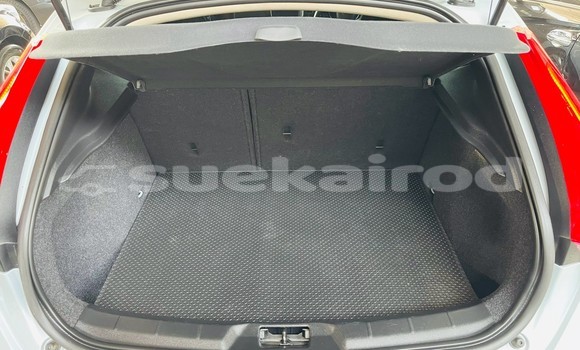 Buy Used Volvo V40 White Car in Nonthaburi in Nonthaburi Buy Used Volvo V40 White Car in Nonthaburi in Nonthaburi