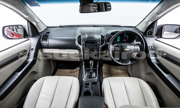 ซื้อ รถมือสอง Chevrolet TrailBlazer สีแดง รถยนต์ ใน %{เมือง} ใน กรุงเทพมหานคร ซื้อ รถมือสอง Chevrolet TrailBlazer สีแดง รถยนต์ ใน %{เมือง} ใน กรุงเทพมหานคร