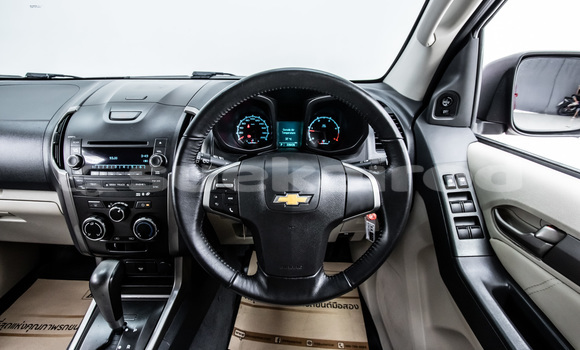 ซื้อ รถมือสอง Chevrolet TrailBlazer สีแดง รถยนต์ ใน %{เมือง} ใน กรุงเทพมหานคร ซื้อ รถมือสอง Chevrolet TrailBlazer สีแดง รถยนต์ ใน %{เมือง} ใน กรุงเทพมหานคร