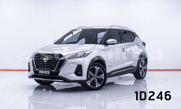 ซื้อ รถมือสอง Nissan Kix อื่น ๆ รถยนต์ ใน %{เมือง} ใน กรุงเทพมหานคร