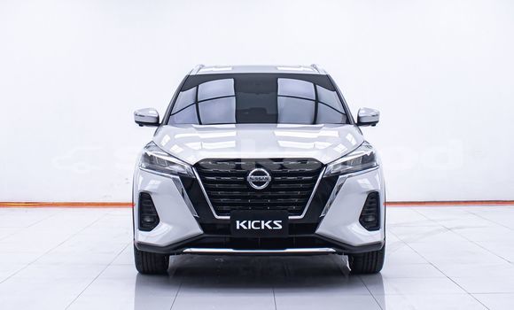 Buy Used Nissan Kix Other Car in Bangkok in Bangkok Buy Used Nissan Kix Other Car in Bangkok in Bangkok