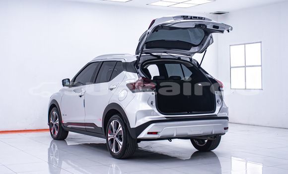 Buy Used Nissan Kix Other Car in Bangkok in Bangkok Buy Used Nissan Kix Other Car in Bangkok in Bangkok