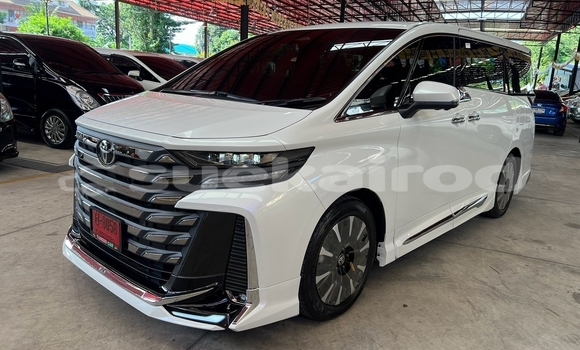 Buy Used Toyota Vellfire White Car in Nonthaburi in Nonthaburi