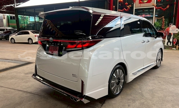 Buy Used Toyota Vellfire White Car in Nonthaburi in Nonthaburi Buy Used Toyota Vellfire White Car in Nonthaburi in Nonthaburi