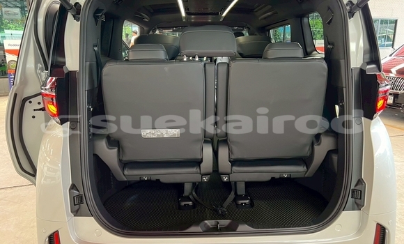 Buy Used Toyota Vellfire White Car in Nonthaburi in Nonthaburi Buy Used Toyota Vellfire White Car in Nonthaburi in Nonthaburi