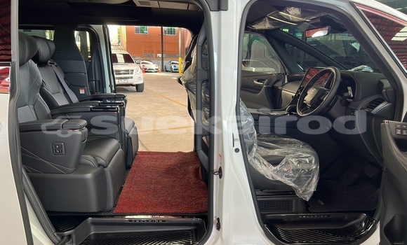Buy Used Toyota Vellfire White Car in Nonthaburi in Nonthaburi Buy Used Toyota Vellfire White Car in Nonthaburi in Nonthaburi