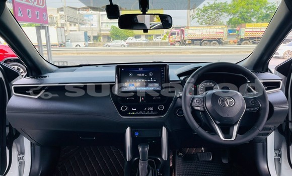 Buy Used Toyota Corolla Cross White Car in Nonthaburi in Nonthaburi Buy Used Toyota Corolla Cross White Car in Nonthaburi in Nonthaburi