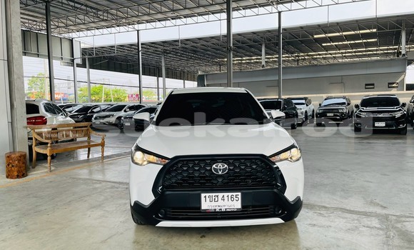 Buy Used Toyota Corolla Cross White Car in Nonthaburi in Nonthaburi Buy Used Toyota Corolla Cross White Car in Nonthaburi in Nonthaburi