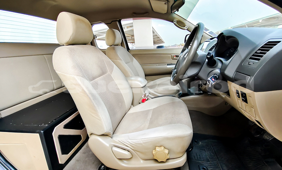 Buy Used Toyota Hiluxe VIGO Black Car in Nonthaburi in Nonthaburi Buy Used Toyota Hiluxe VIGO Black Car in Nonthaburi in Nonthaburi