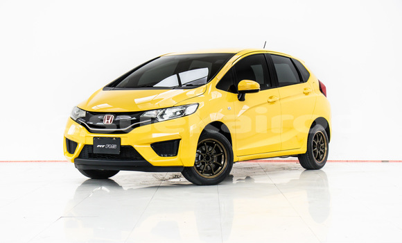 ซื้อ รถมือสอง Honda Jazz อื่น ๆ รถยนต์ ใน %{เมือง} ใน กรุงเทพมหานคร