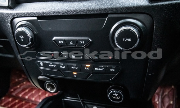 ซื้อ รถมือสอง Ford Everest สีแดง รถยนต์ ใน %{เมือง} ใน กรุงเทพมหานคร ซื้อ รถมือสอง Ford Everest สีแดง รถยนต์ ใน %{เมือง} ใน กรุงเทพมหานคร