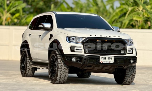 Buy Used Ford Everest White Car in Nonthaburi in Nonthaburi Buy Used Ford Everest White Car in Nonthaburi in Nonthaburi