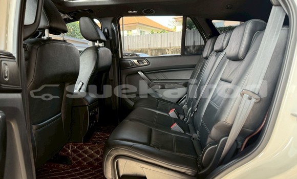 Buy Used Ford Everest White Car in Nonthaburi in Nonthaburi Buy Used Ford Everest White Car in Nonthaburi in Nonthaburi