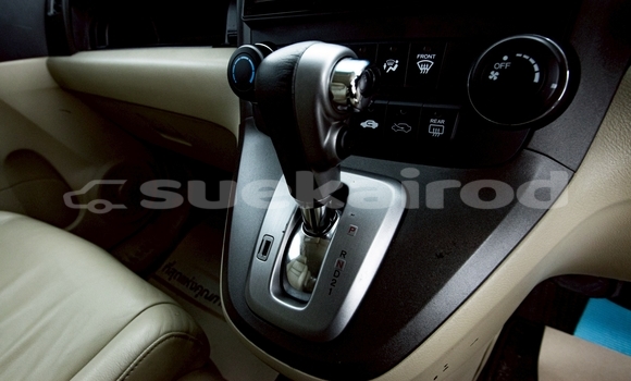 ซื้อ รถมือสอง Honda CR-V สีดำ รถยนต์ ใน %{เมือง} ใน นนทบุรี ซื้อ รถมือสอง Honda CR-V สีดำ รถยนต์ ใน %{เมือง} ใน นนทบุรี