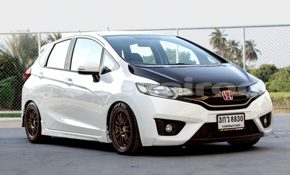 ซื้อ รถมือสอง Honda Jazz ขาว รถยนต์ ใน %{เมือง} ใน นนทบุรี ซื้อ รถมือสอง Honda Jazz ขาว รถยนต์ ใน %{เมือง} ใน นนทบุรี